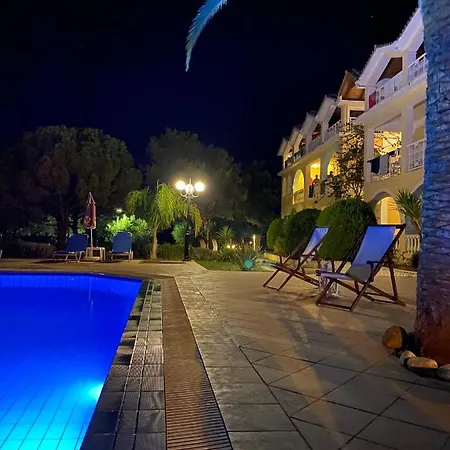 Apartahotel Sunflower Apartments&studios 3*