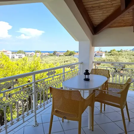 Apartahotel Sunflower Apartments&studios 3*