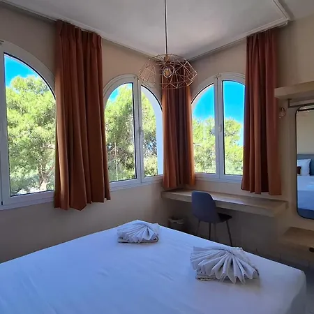 Sunflower Apartments&studios 3* Laganas