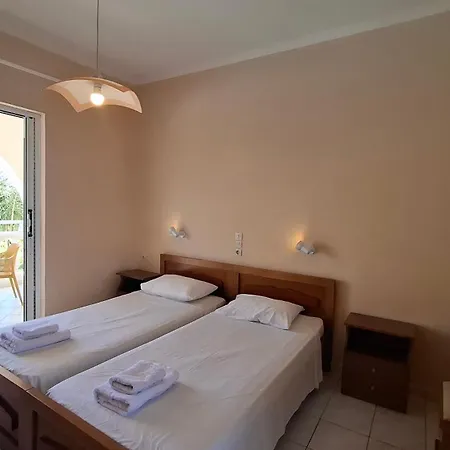 Sunflower Apartments&studios Apartahotel 3*