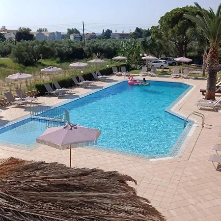 Sunflower Apartments&studios Apartahotel