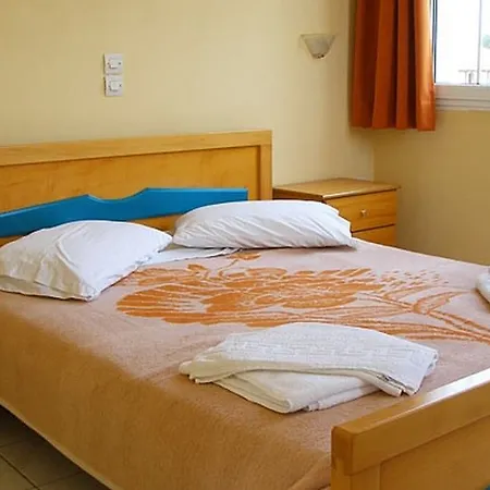 Sunflower Apartments&studios 3* Laganas