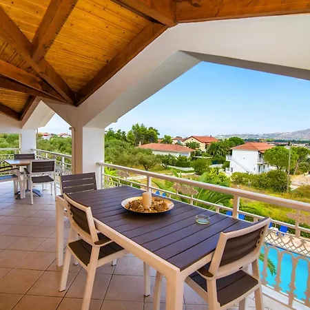 Apartahotel Sunflower Apartments&studios Laganas