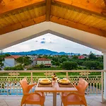 Apartmanhotel Sunflower &