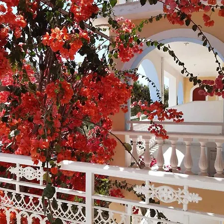 Sunflower & Aparthotel 4*