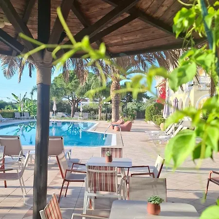Sunflower & Aparthotel 4*